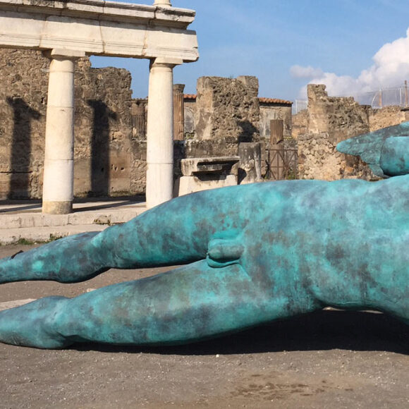 Mitoraj a Pompei, quando il bello si aggiunge al bello