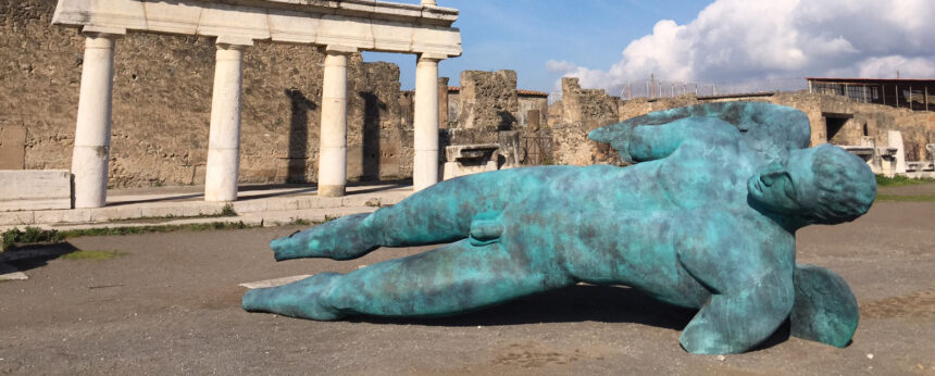 Mitoraj a Pompei, quando il bello si aggiunge al bello
