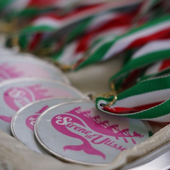 FESTA GRANDE PER ?LE SIRENE DI ULISSE?, PREMIATE SUL LUNGOMARE DI SCAURI