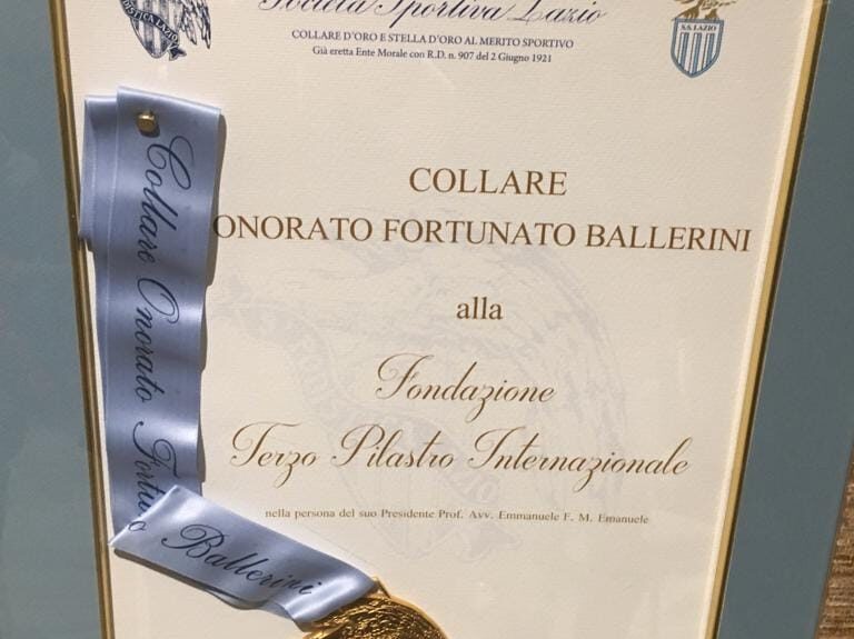 Consegnato al Prof. Emanuele in qualità di Presidente della Fondazione Terzo Pilastro il prestigioso “Collare Onorato Fortunato Ballerini”