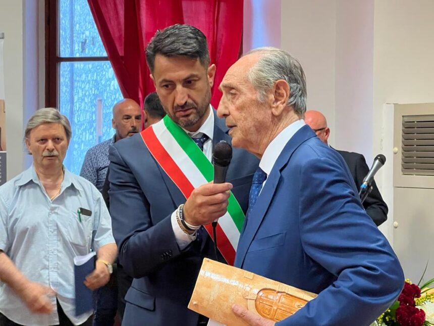 CONFERITO AL PROF. EMANUELE IL PREMIO INTERNAZIONALE IGNAZIO SILONE