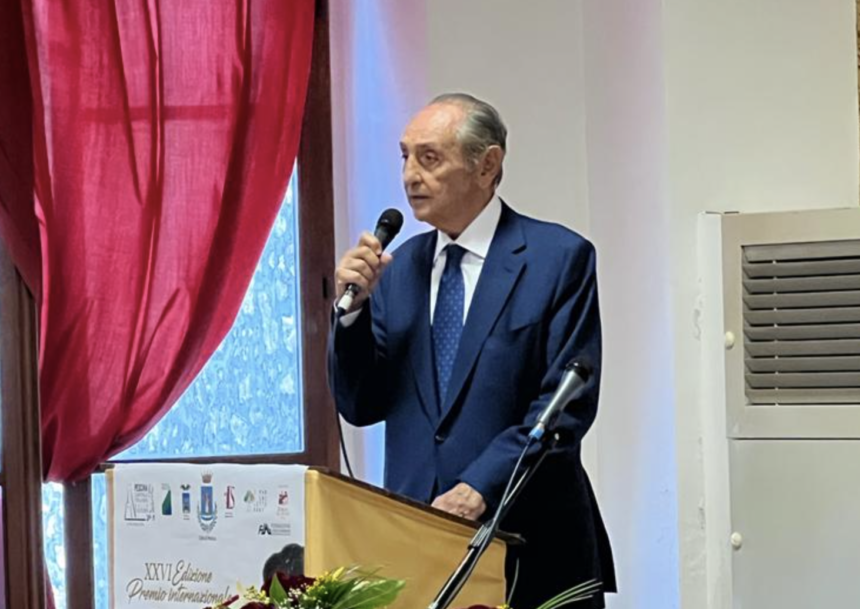 Il saluto del Prof. Emanuele alla cerimonia di chiusura del Premio Silone a Pescina