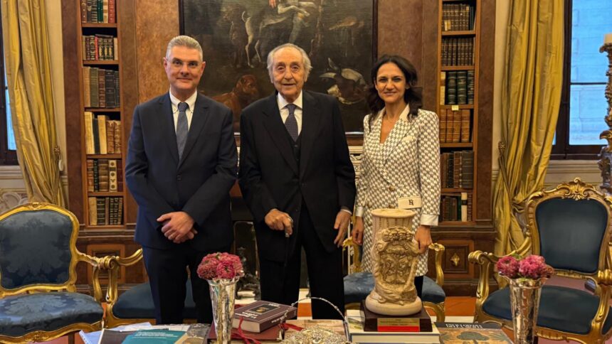 Conferito al Prof. Emanuele il Premio ?Barone di Mandralisca ? da mecenate a mecenate?